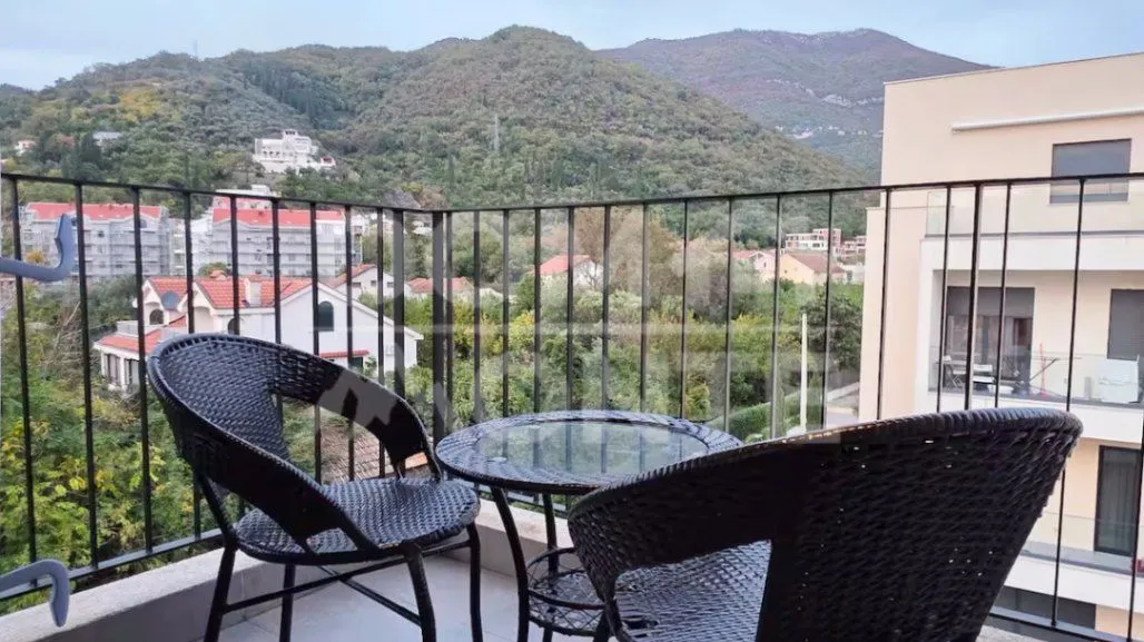 Rent, two bedroom apartment, 70m², Seljanovo, Tivat