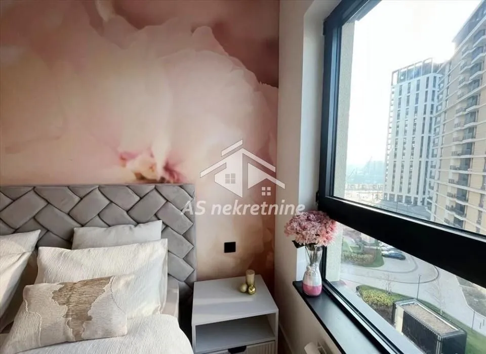 Rent, three bedroom apartment, 80m², Savski Venac, Beograd
