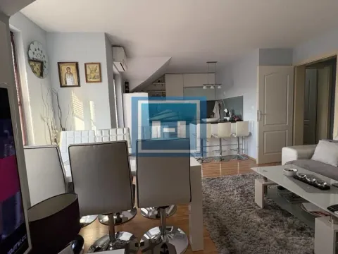 Prodaja, četvorosoban stan, 112m², Centar, Jagodina - image 3