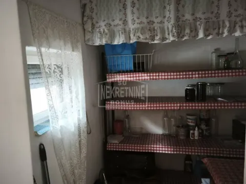 Prodaja, kuća, 65m², Bajnat, Subotica - image 11