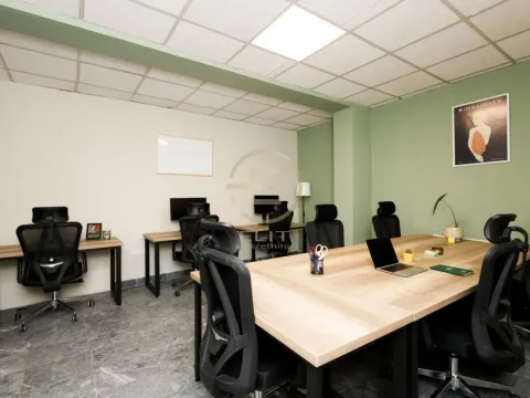 Izdavanje, poslovni prostor, 218m², Centar, Novi Sad - image 7