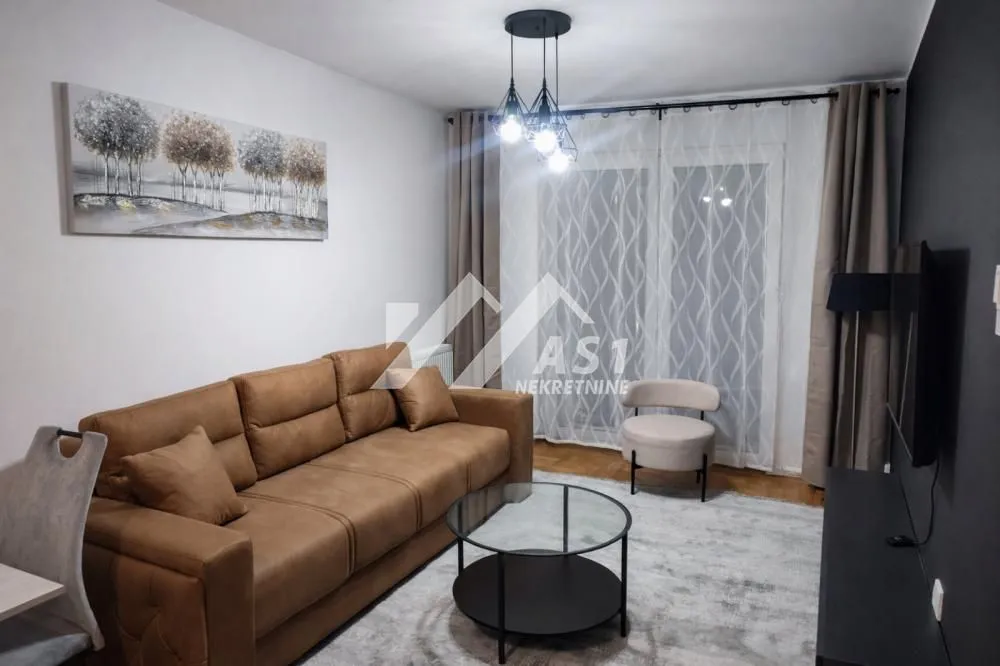 Izdavanje, stan, 32m², Nova Detelinara, Novi Sad Sve Podlokacije