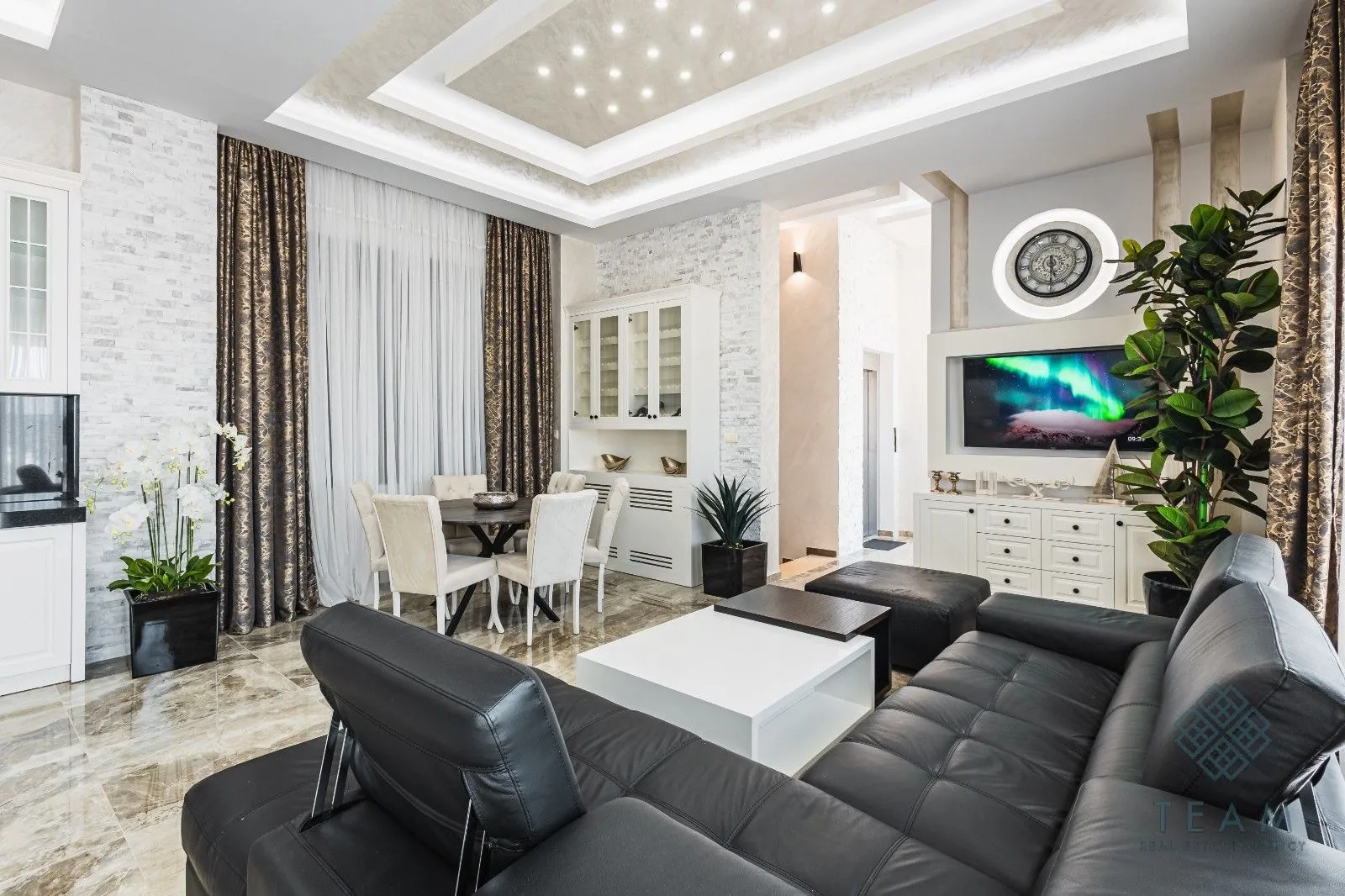 Sale, three bedroom apartment, 476m², Pinješ, Ulcinj