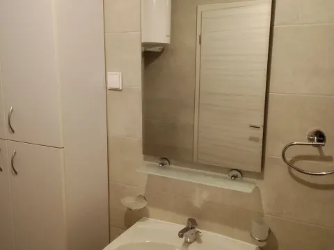 Izdavanje, jednosoban stan, 55m², Zabjelo, Podgorica - image 7