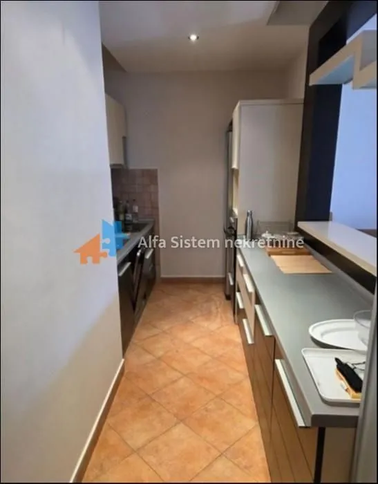 Rent, four bedroom apartment, 160m², Vračar Centar, Vračar Sve Podlokacije