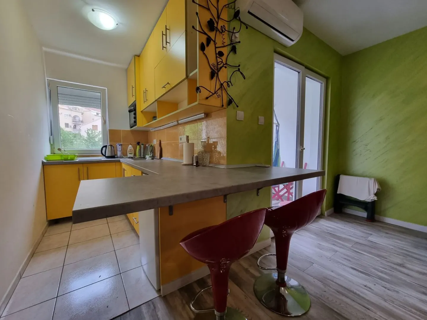 Rent, studio apartment, 35m², Budva, Crna Gora