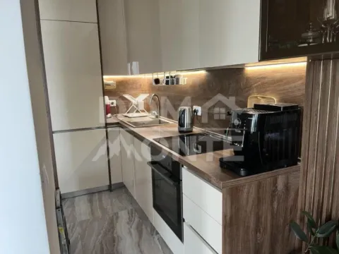 Izdavanje, dvosoban stan, 54m², Pod Kuk, Tivat - image 7