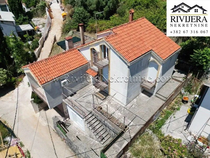Prodaja, kuća, 220m², Centar, Herceg Novi