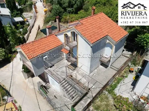 Prodaja, kuća, 220m², Centar, Herceg Novi - image 4