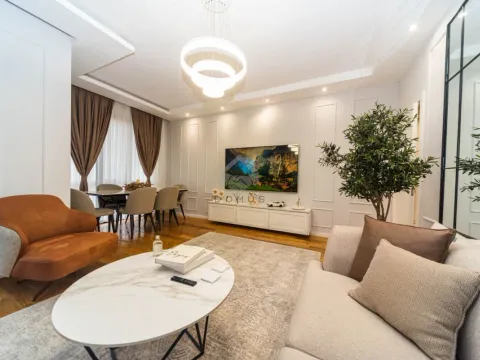 Izdavanje, dvosoban stan, 66m², Centar, Podgorica - image 3