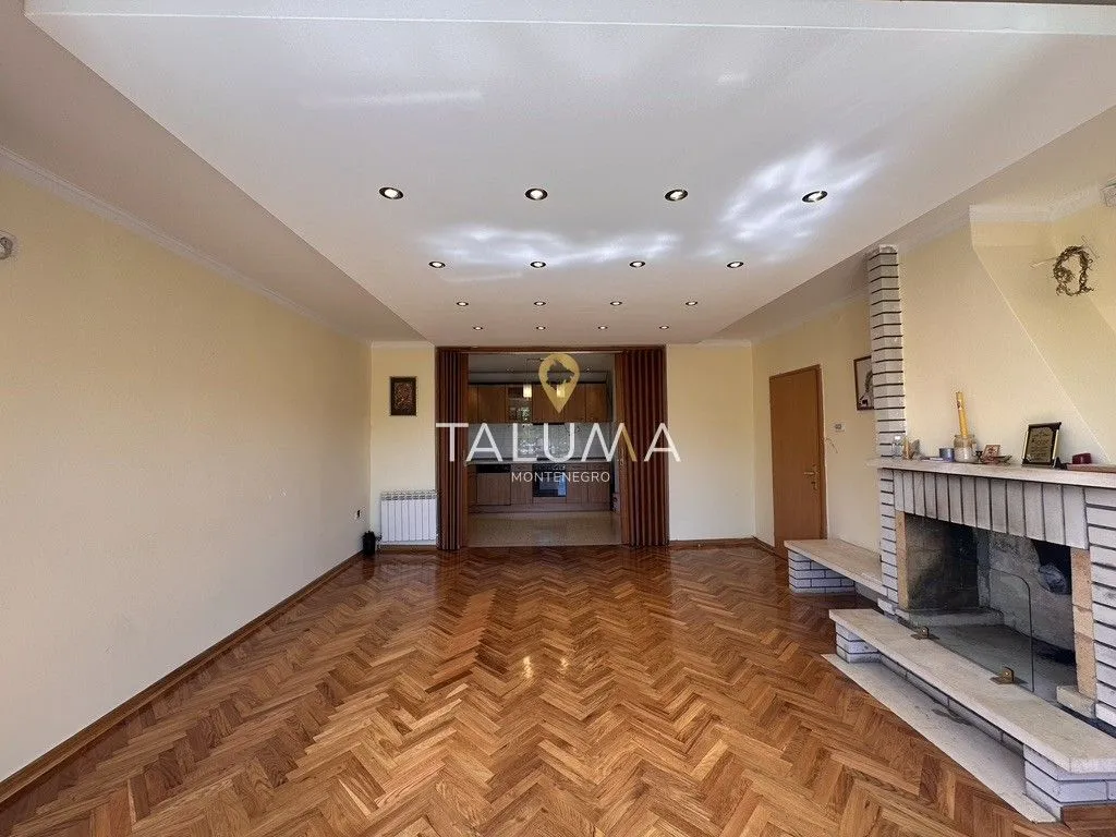 Prodaja, kuća, 161m², Kosić, Danilovgrad