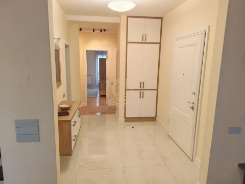 Rent, four bedroom apartment, 180m², Vračar Hram, Vračar Sve Podlokacije - image 7