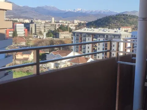 Izdavanje, jednosoban stan, 50m², Central Point, Podgorica - image 3