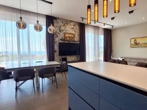 Prodaja, kuća, 320m², Herceg Novi, Crna Gora - image 2