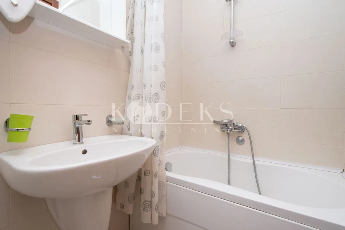 Rent, studio apartment, 33m², City Kvart, Podgorica