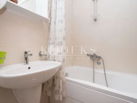 Rent, studio apartment, 33m², City Kvart, Podgorica - image 6