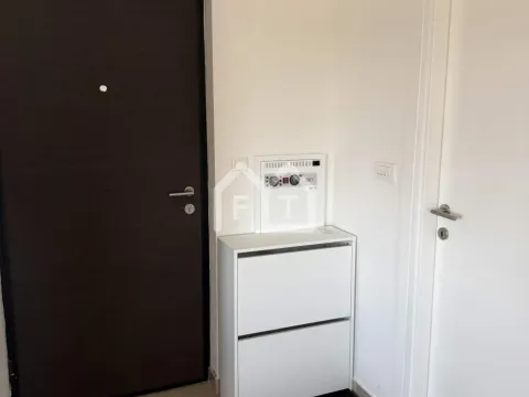 Rent, two bedroom apartment, 38m², Ledine, Beograd - image 11