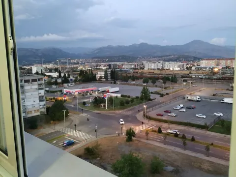 Izdavanje, jednosoban stan, 55m², Baston, Podgorica - image 5