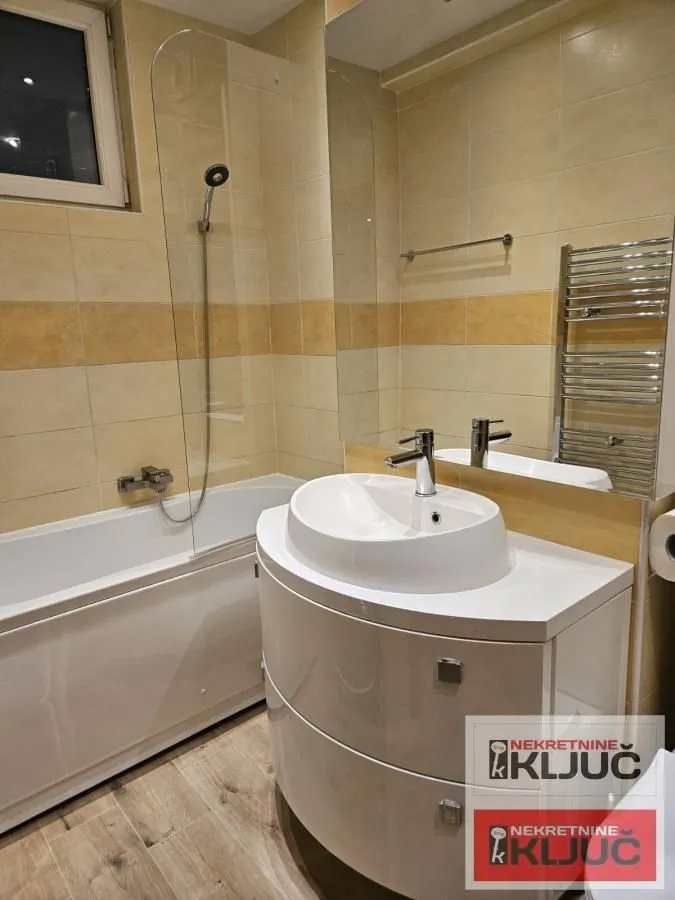 Rent, two bedroom apartment, 70m², Grbavica, Novi Sad Sve Podlokacije