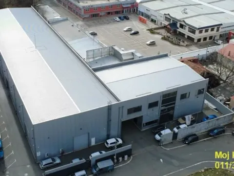 Izdavanje, poslovni prostor, 2150m², Zemun Sve Podlokacije, Beograd - image 2