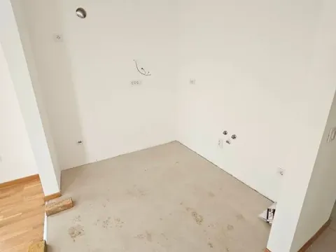 Prodaja, trosoban stan, 60m², Surčin (mesto), Surčin - image 9