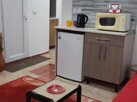 Prodaja, poslovni prostor, 39m², Zeleni Venac, Beograd - image 11