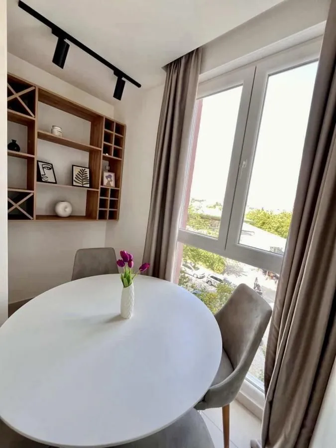 Izdavanje, stan, 65m², Drpe Mandića, Podgorica