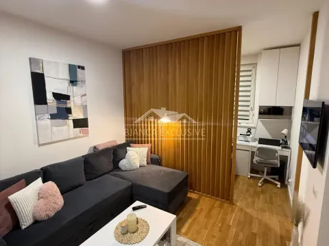 Sale, one bedroom apartment, 29m², Cvetkova Pijaca, Zvezdara Sve Podlokacije - image 1