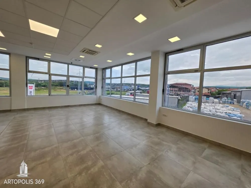 Rent, office space, 400m², Leštane, Grocka