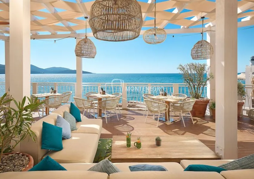 Prodaja, dvosoban stan, 90m², Luštica, Tivat