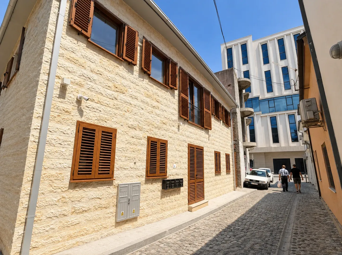 Rent, office space, 90m², Stara varoš, Nikšić