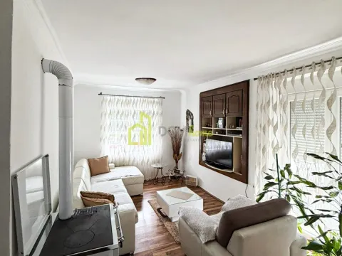 Rent, two bedroom apartment, 65m², Gornja Gorica, Podgorica - image 1