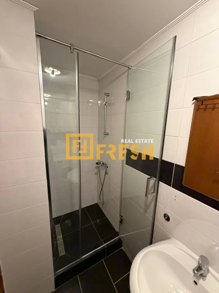 Prodaja, dvosoban stan, 44m², Krivi Most, Podgorica