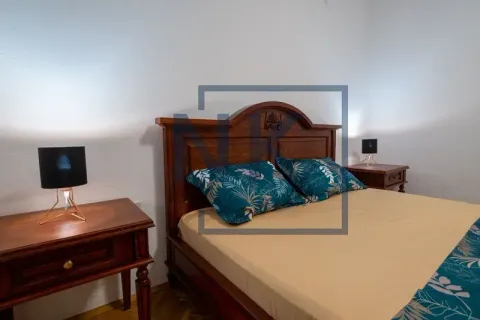Prodaja, trosoban stan, 128m², Stari Aerodrom, Podgorica - image 13