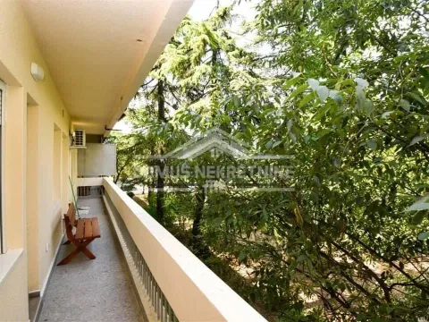 Rent, two bedroom apartment, 65m², Autobuska stanica, Podgorica - image 5