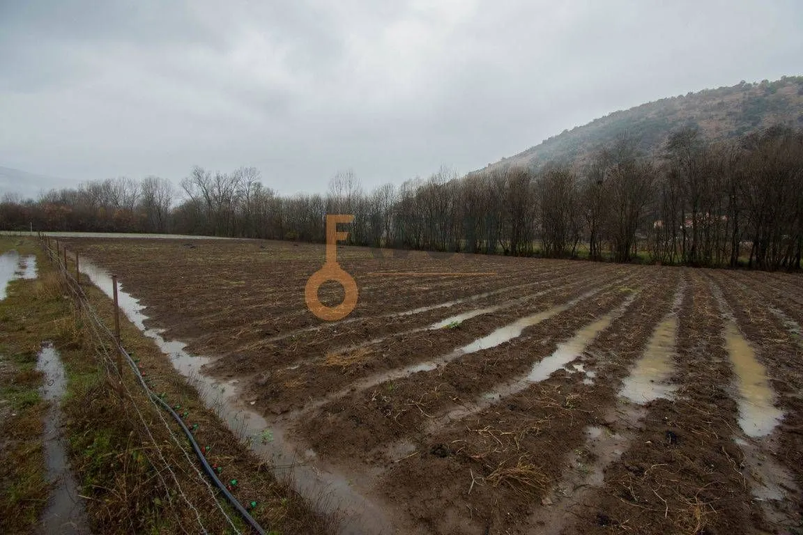 Prodaja, plac, 15000m², Danilovgrad, Crna Gora