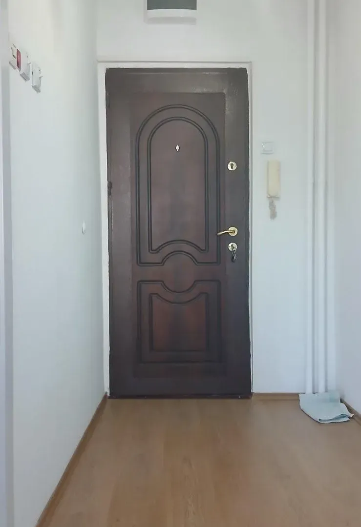 Prodaja, dvosoban stan, 61m², Kanarevo Brdo, Beograd