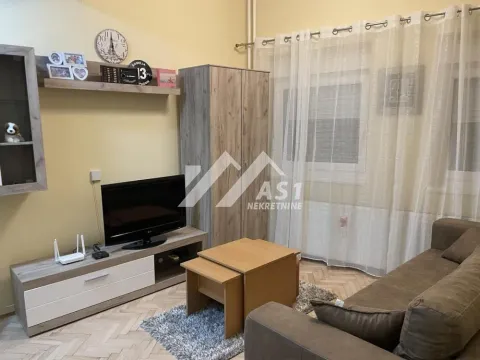 Izdavanje, stan, 26m², Centar, Novi Sad - image 3