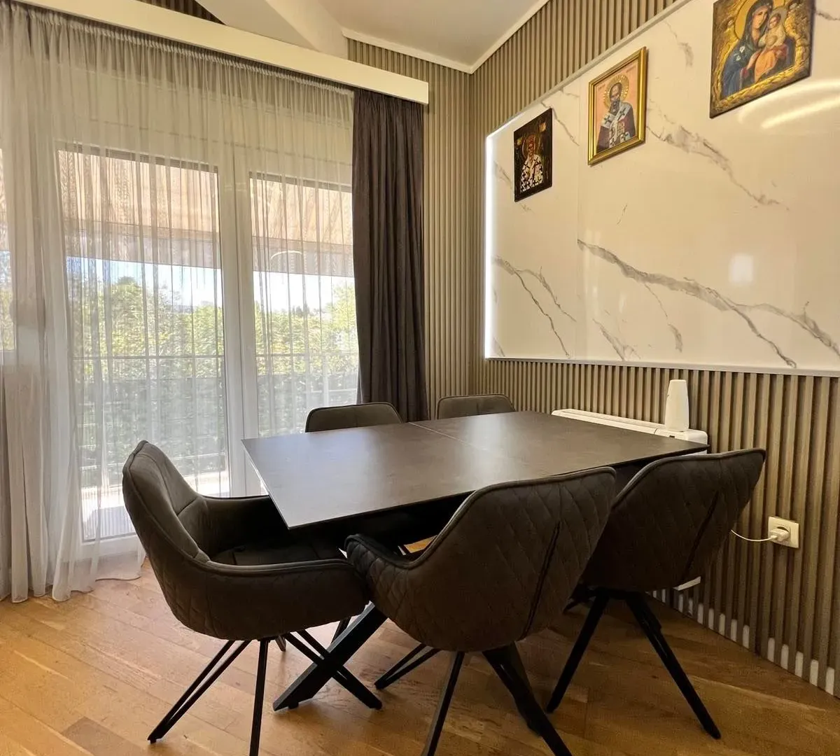 Prodaja, trosoban stan, 117m², Centar, Podgorica