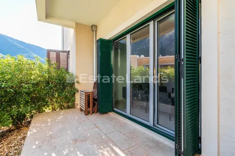 Prodaja, dvosoban stan, 84m², Morinj, Kotor - image 14