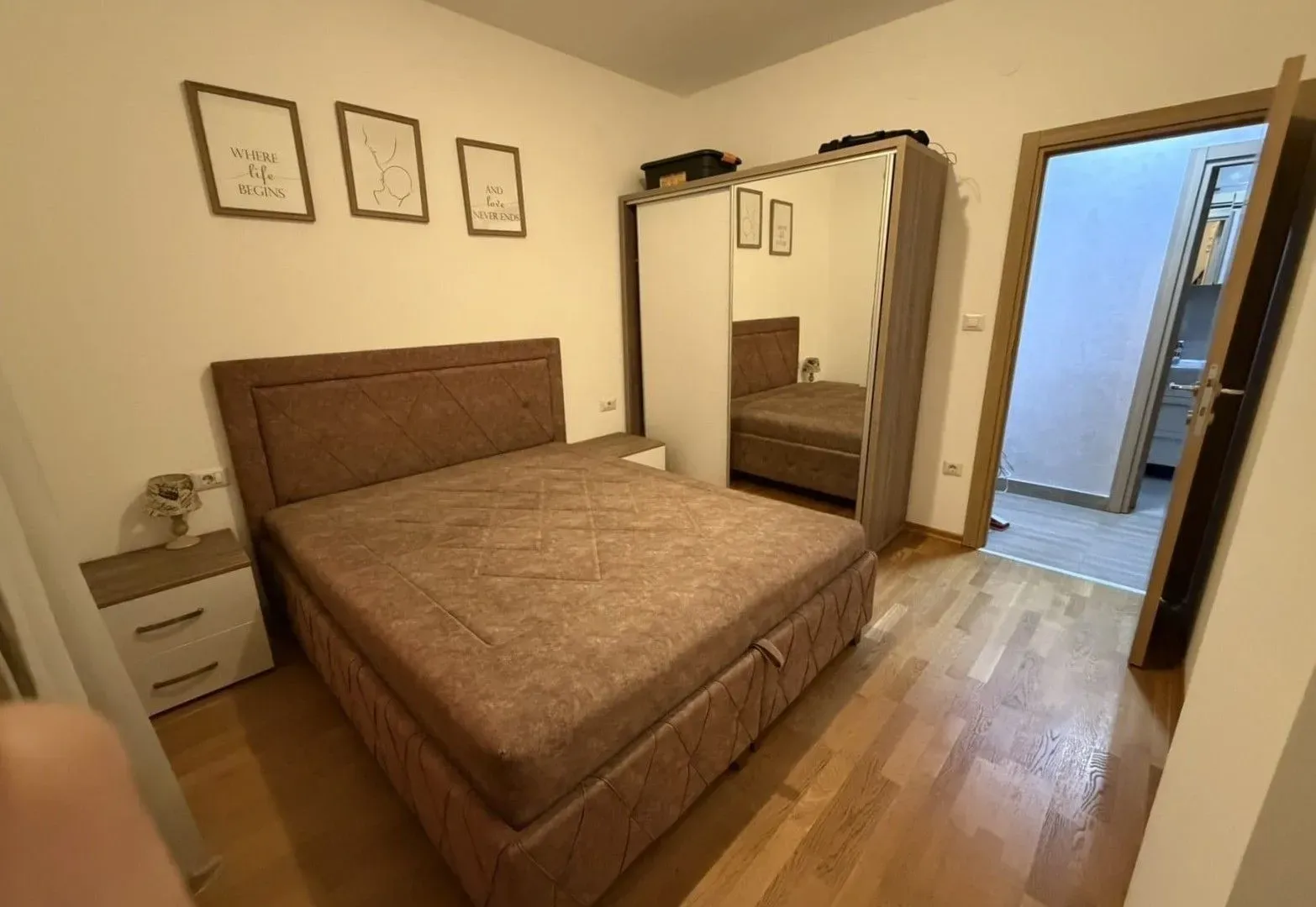 Izdavanje, dvosoban stan, 57m², Zabjelo, Podgorica