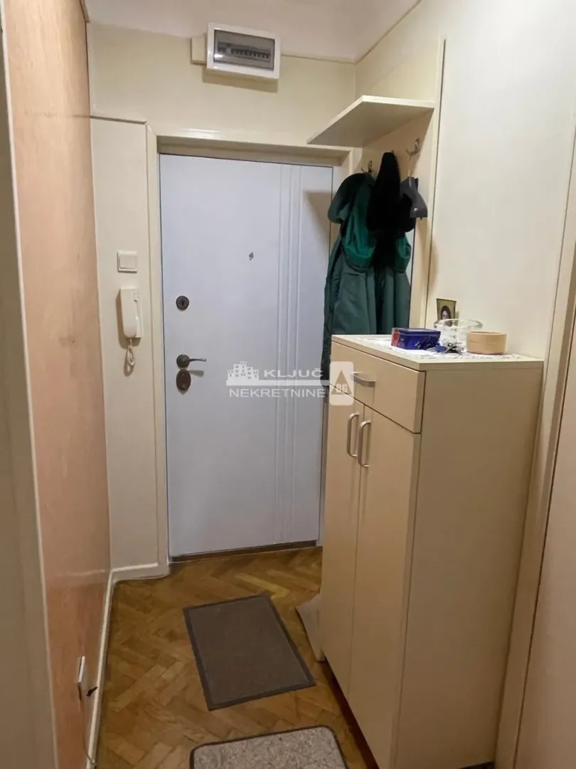 Prodaja, jednosoban stan, 38m², Voždovac Sve Podlokacije, Beograd