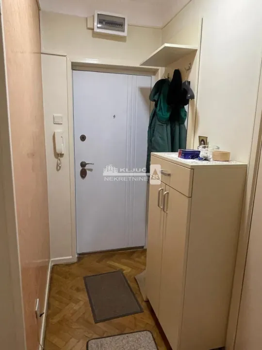Prodaja, jednosoban stan, 38m², Voždovac Sve Podlokacije, Beograd