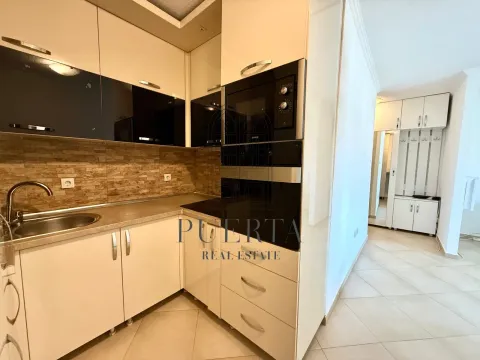 Prodaja, jednosoban stan, 40m², Blok 5, Podgorica - image 8