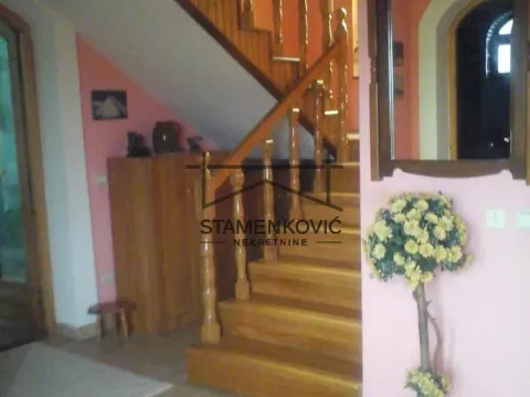 Prodaja, kuća, 250m², Novi Sad Sve Podlokacije, Novi Sad - image 15