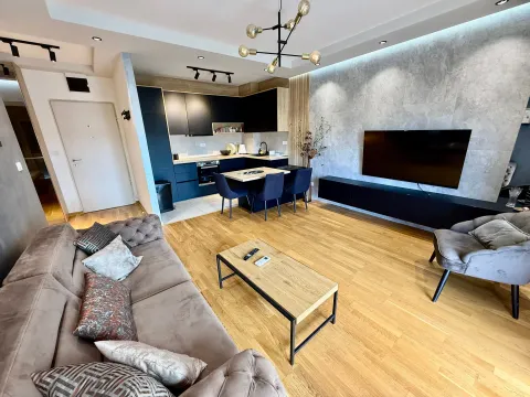 Rent, one bedroom apartment, 50m², City Kvart, Podgorica - image 1