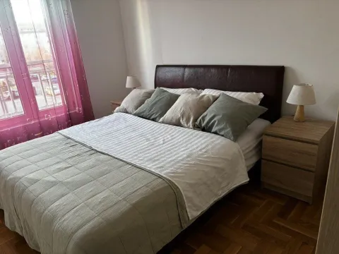 Rent, one bedroom apartment, 41m², Blok 9, Podgorica - image 9
