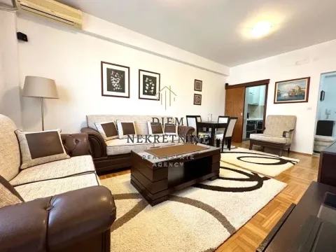 Izdavanje, jednosoban stan, 60m², Stari Aerodrom, Podgorica - image 2