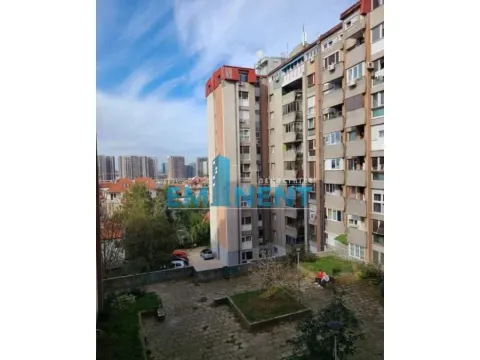 Rent, two bedroom apartment, 60m², Klinički Centar, Beograd - image 12