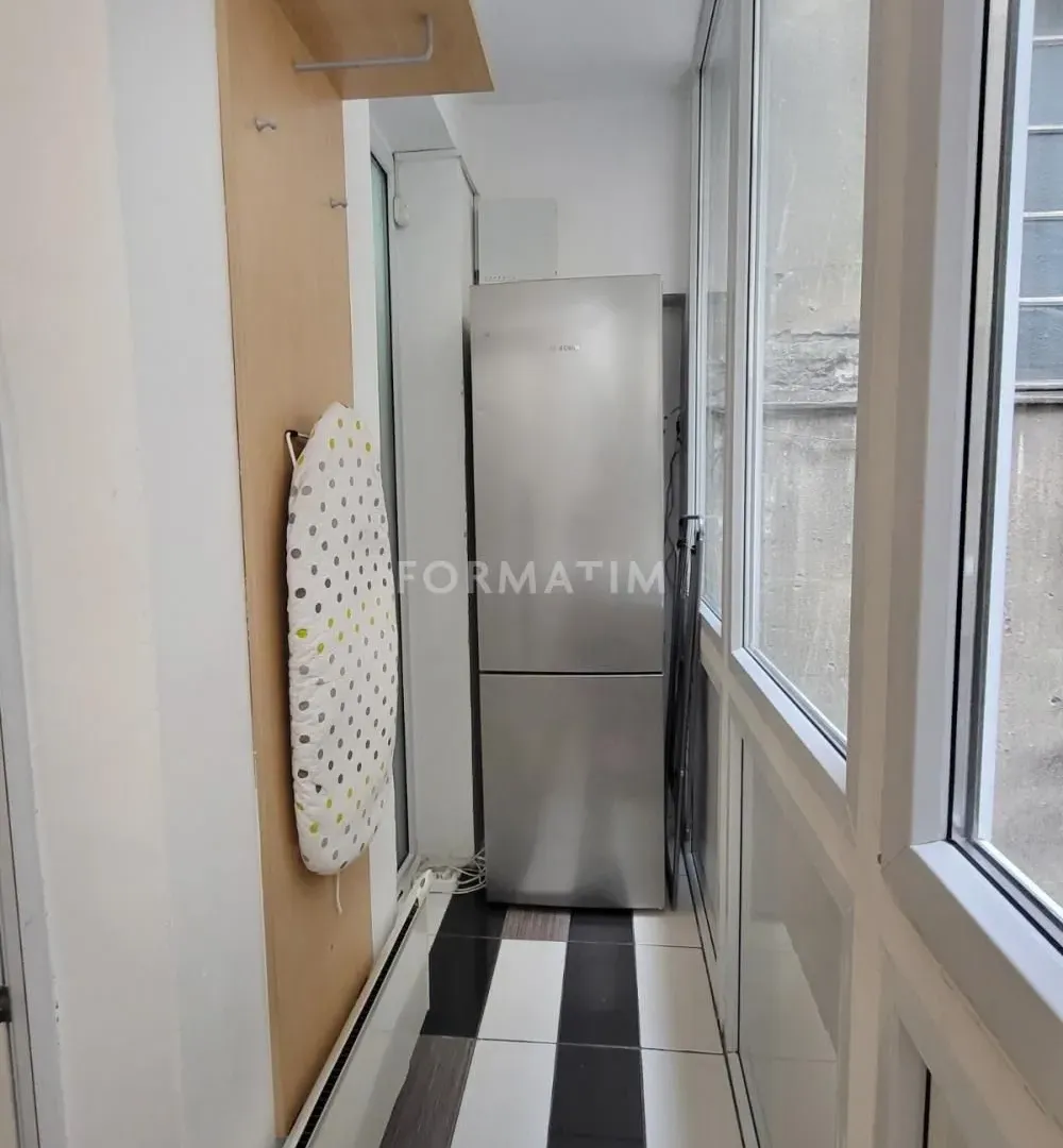 Izdavanje, dvosoban stan, 45m², Stari Grad, Beograd